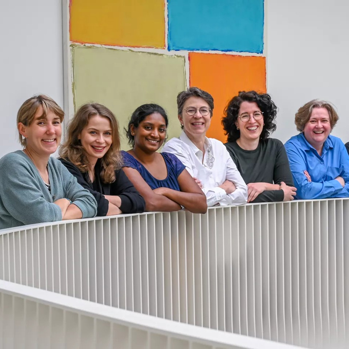 Gruppenbild mit den Ansprechpartnerinnen des Bereichs Pflegewissenschaften